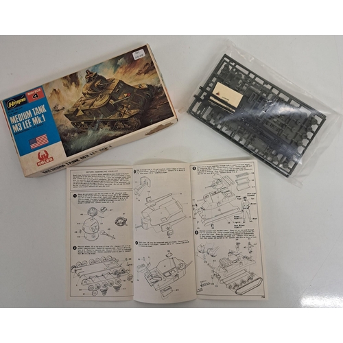 884 - A pair of unmade Hasegawa Mini Box model kits. Box 4 Medium Tank M3 Lee Mk.1 & Box 10 88mm Gun Flak ... 