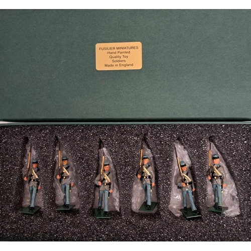 890 - A pristine/boxed set of six US Civil War Confederate marching soldiers. Hand-painted by 'Fusilier Mi... 