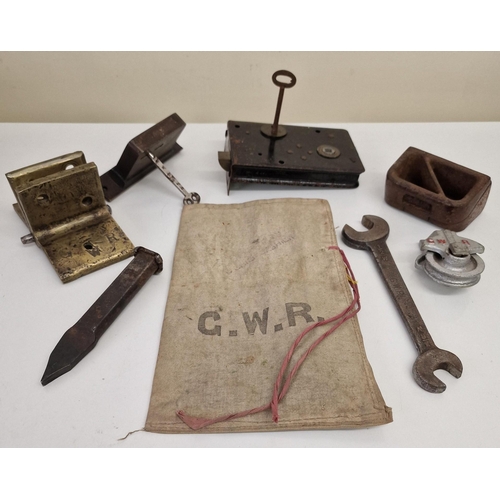 451 - A collection of GWR rail items. To include wrench, door locks etc.