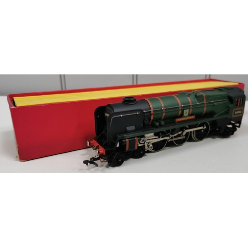 809 - A partially boxed Hornby-Dublo BR 4-6-2 West Country Class Locomotive 'Dorchester' green. Model no.3... 