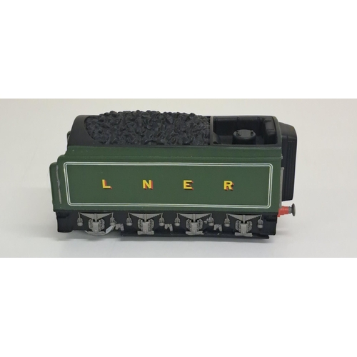 3806 - An unboxed Corgi Flying Scotsman engine. Model no.CC99902.