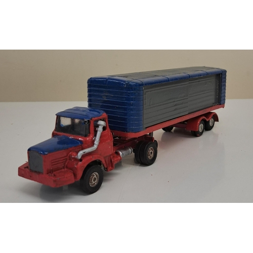 3807 - A duo of vintage, unboxed Corgi Major trucks & trailers.