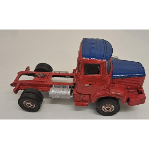 3807 - A duo of vintage, unboxed Corgi Major trucks & trailers.