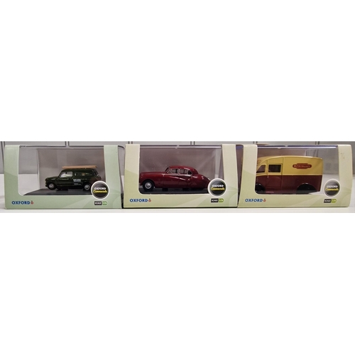 3827 - A collection of twelve boxed/as new, 1:76 scale Oxford Diecast commercial model vehicles.