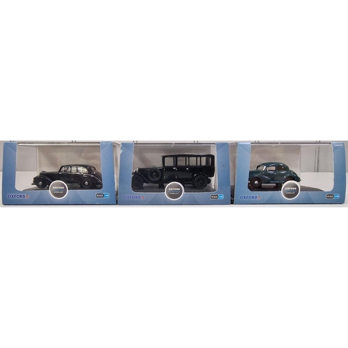 3831 - A collection of twelve boxed/as new, 1:76 scale Oxford Diecast model vehicles.