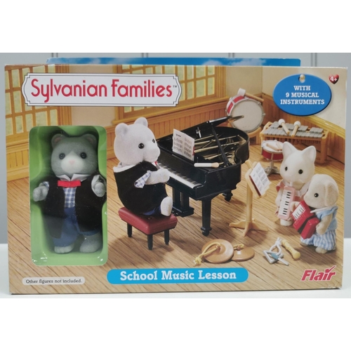 4385 - Sylvanian Families School Music Lesson.  Manufacturer/Model No: Flair 4415.  Unchecked for completen... 