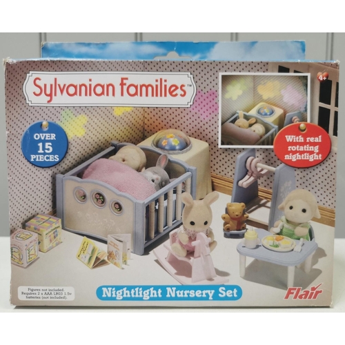 4400 - Sylvanian Families Nightlight Nursery Set.  Manufacturer/Model No: Flair 4267.  Unchecked for comple... 