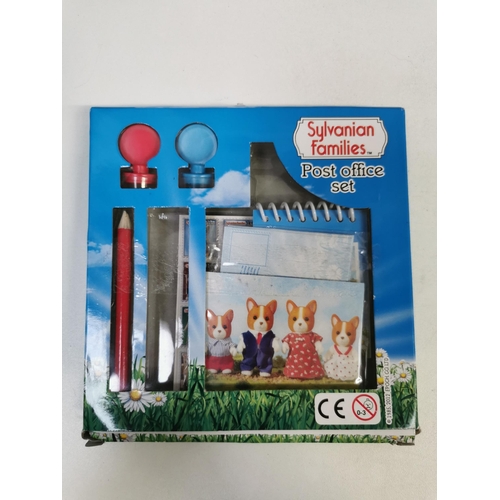 4412 - Sylvanian Families Post Office Stationery Set.  Manufacturer: Epoch.  Unchecked for completeness.