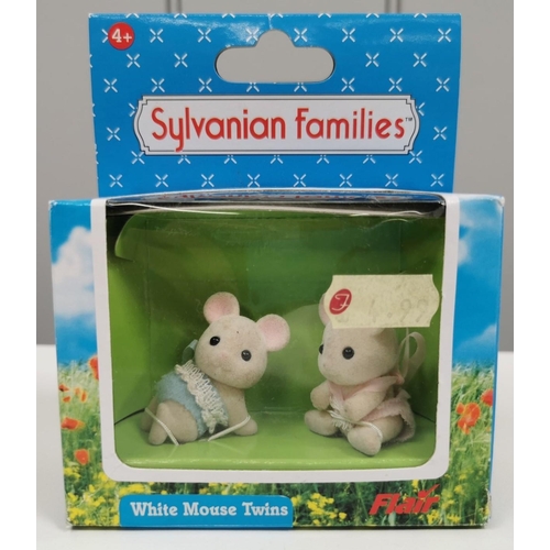 4414 - Sylvanian Families White Mouse Twins.  Manufacturer/Model No: Flair 4122.  Unchecked for completenes... 