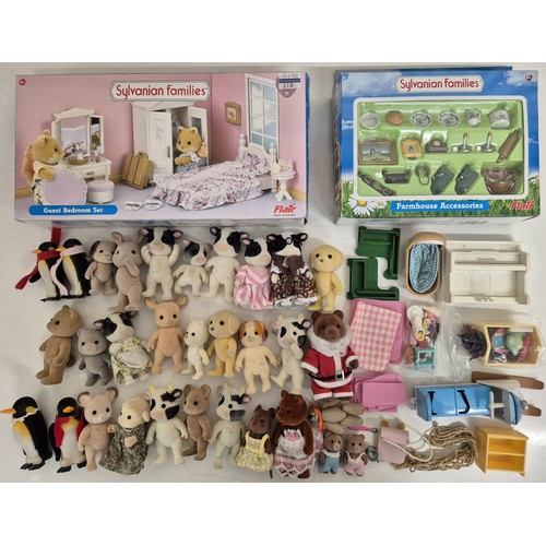 4452 - Boxed Sylvanian Family Guest Bedroom Set & Farmhouse Accessories Set, together with a quantity of un... 