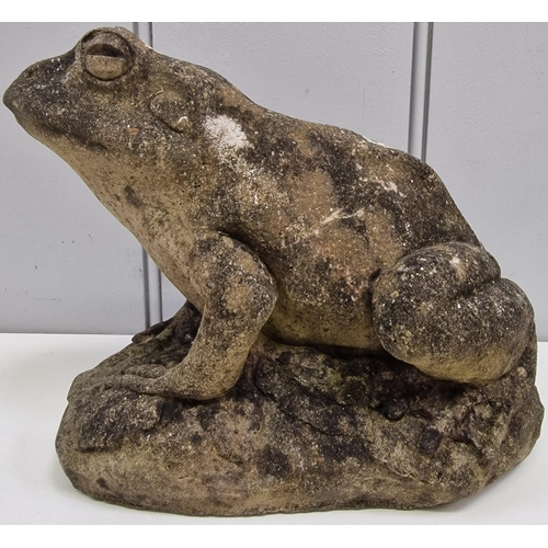 5000 - A stone Frog garden ornament. Dimensions(cm) H15, L21, W16.