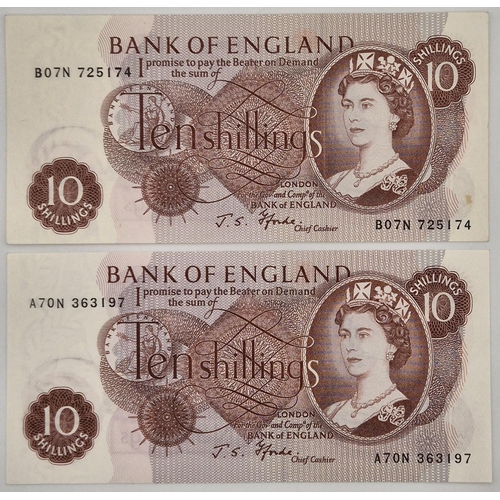 5121 - A collection of older GB banknotes, in excellent condition. To include 1950 £1; 1981 £1, together wi... 