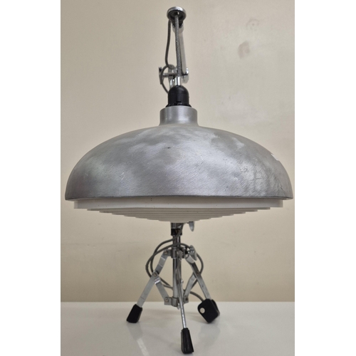 5137 - A retro pendant lamp. Fully adjustable, with chrome stand and tripod legs. PAT test pass & functiona... 