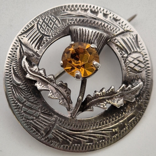 6286 - A silver thistle brooch, together with a vintage silver cameo ring (misshapen).