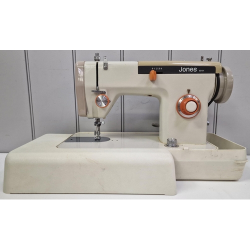 5060 - A cased Jones electric sewing machine, model no.641. PAT test pass & functionality test indicates in... 