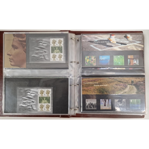 5114 - A huge collection of Royal Mail presentation packs, stored in eight good quality binders. Approximat... 