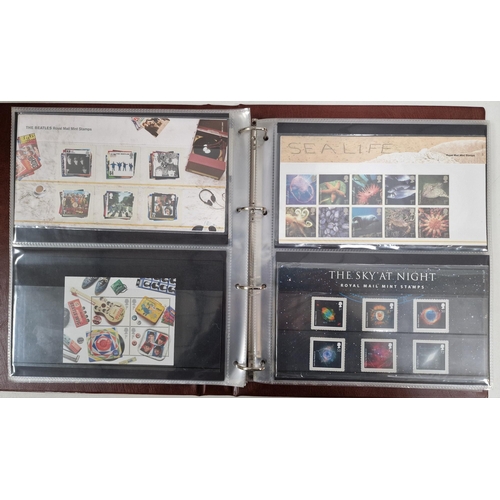 5114 - A huge collection of Royal Mail presentation packs, stored in eight good quality binders. Approximat... 