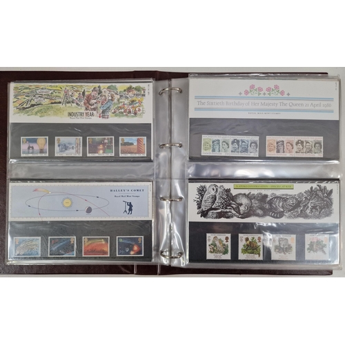 5114 - A huge collection of Royal Mail presentation packs, stored in eight good quality binders. Approximat... 