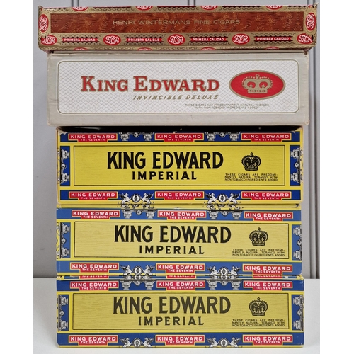 5147 - A collection of cigar & tea cards, together with empty cigar boxes.