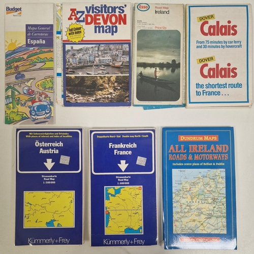 5126 - A collection of European maps & books.