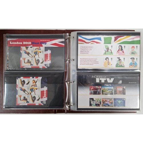 5114 - A huge collection of Royal Mail presentation packs, stored in eight good quality binders. Approximat... 