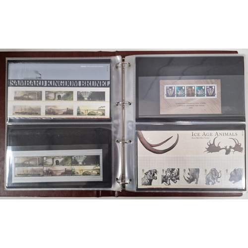 5114 - A huge collection of Royal Mail presentation packs, stored in eight good quality binders. Approximat... 