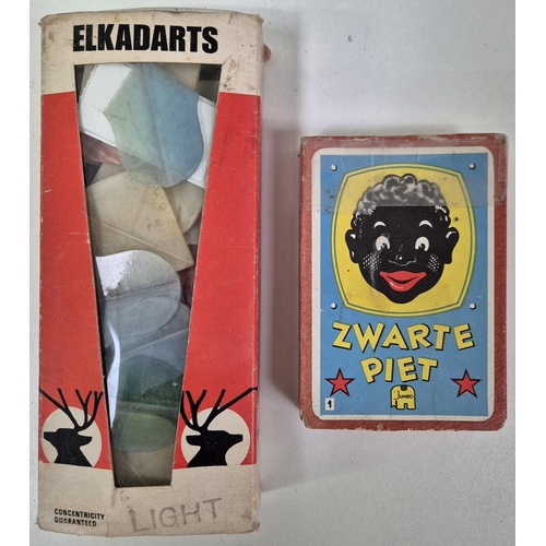 4948 - Vintage darts sets & flights, together with a mid-century 'Zwarte Piet' card game, by Jumbo.