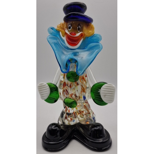 5966 - A pair of vintage Murano clowns. Dimensions(cm) H19.5/20, W9.5/7.5, D7.5/6.