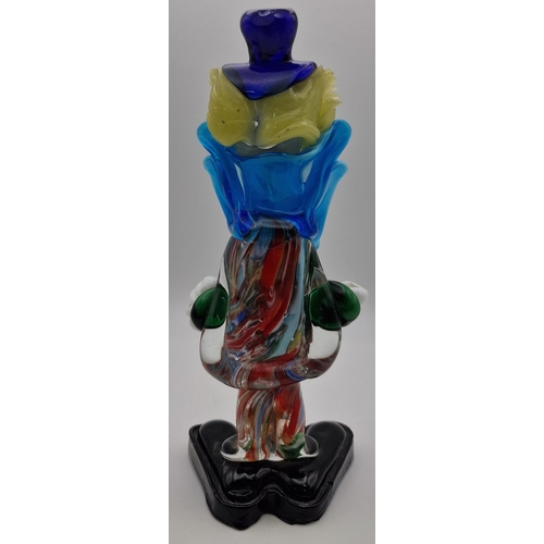 5966 - A pair of vintage Murano clowns. Dimensions(cm) H19.5/20, W9.5/7.5, D7.5/6.