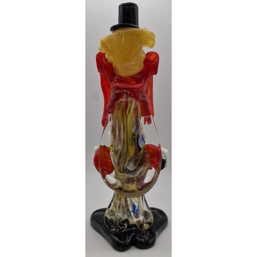 5970 - A pair of vintage Murano clowns. Dimensions(cm) H22/25, W10/9, D8/7.5.