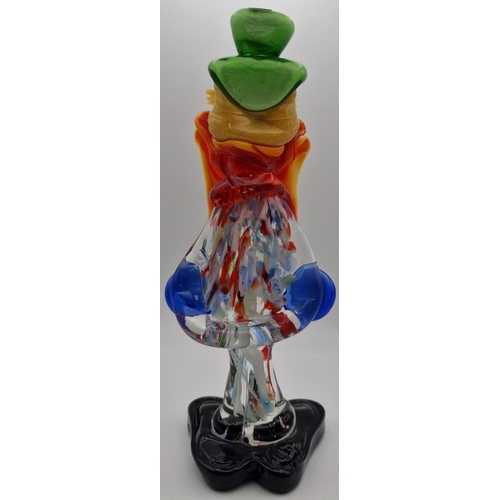 5973 - A pair of vintage Murano clowns. Dimensions(cm) H26.5/25, W9/9.5, D10/7.5.