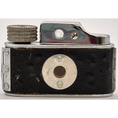 6275 - A rare Japanese miniature 'HIT' camera, with case & unusually, several rolls of unopened film. Dimen... 