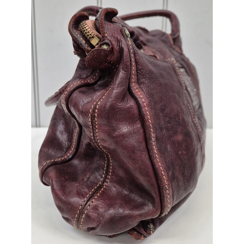 4877 - An original 'Campomaggi' Teodorano 1961 brown leather handbag.