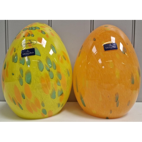 5992 - A pair of large-scale glass Easter eggs by 'Villeroy & Boch'. Height 25cm, diameter 16cm.