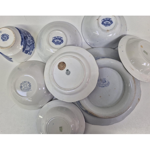 84 - A mixed lot of early 20th century Willow pattern & blue & white table dishes & bowls. Makers include... 