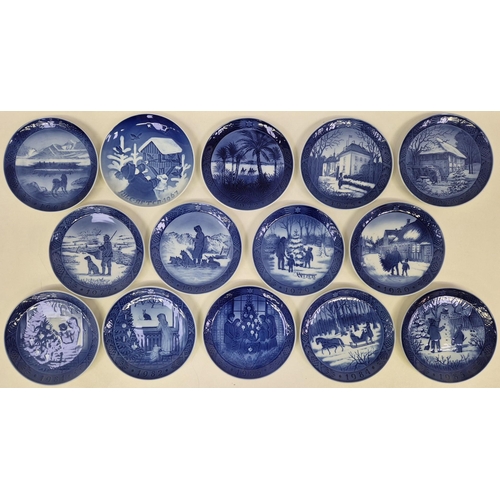 85 - A collection of 14 Royal Copenhagen decorative XMAS plates. To include the years 1967/68/72 & 75-85 ... 