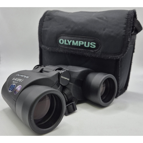 109 - A mixed lot of good quality binoculars & camera. To include Olympus 8x40 DPS I field binoculars with... 