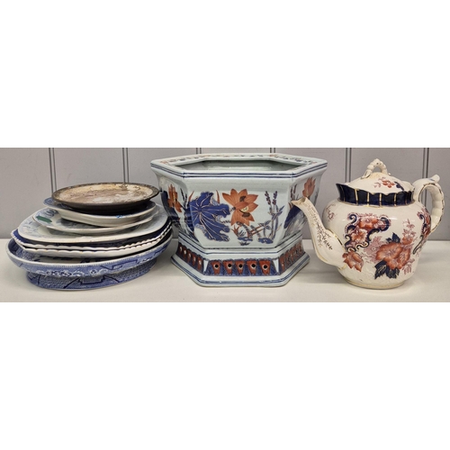 142 - A mixed lot of early 20th century ceramics. To include Spode Willow patter plates, Denby plate, plan... 