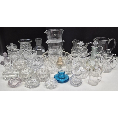 116 - A large collection of vintage crystalware & glassware. Tallest 18.5cm.