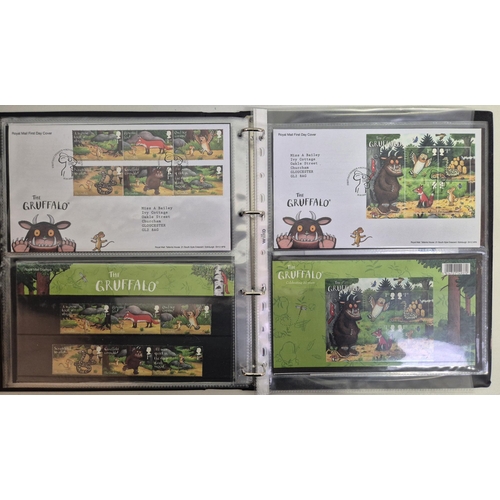 608 - A large collection of first day covers. A total of 10 albums full of first day covers, along with 25... 