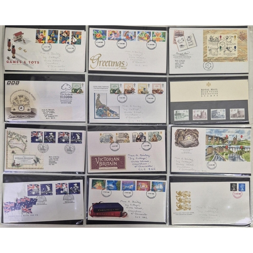 608 - A large collection of first day covers. A total of 10 albums full of first day covers, along with 25... 