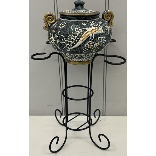 702 - Collection of tableware. To include QEII Platinum Jubilee teapot & cup, Queen Anne cups, saucers & s... 