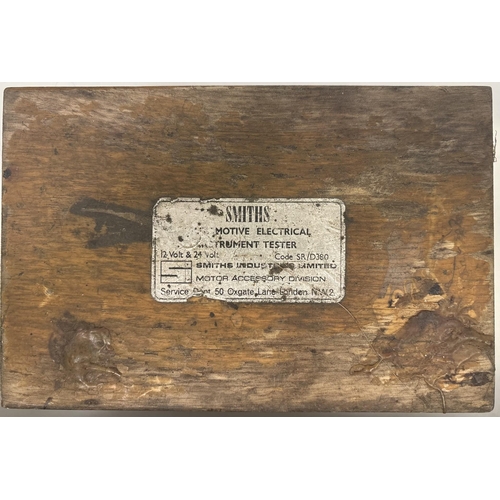 715 - Mixed lot of vintage electricals, etc. To include 'Realistic TRC-421A' CB Transceiver, Smith's Indus... 
