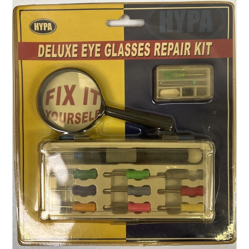 715 - Mixed lot of vintage electricals, etc. To include 'Realistic TRC-421A' CB Transceiver, Smith's Indus... 
