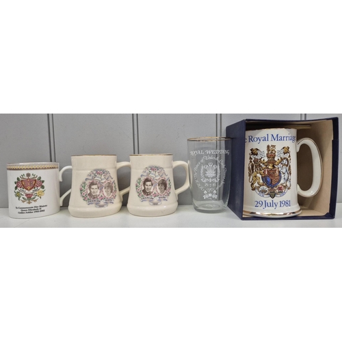 968 - A collection of 16 pieces of Royal memorabilia. To include multiple mugs, plates, books and notably ... 