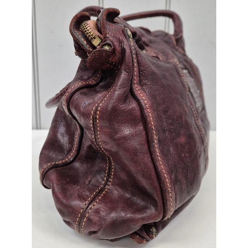 1130 - An original 'Campomaggi' Teodorano 1961 brown leather handbag.