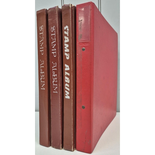 1578 - A huge collection of international cigar bands, housed in 4 albums. Approximately 2200 in total. Man... 