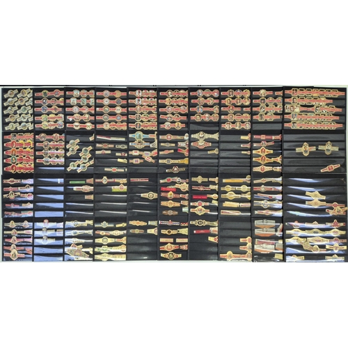 1579 - A large collection of international cigar bands, housed in a quantity of collector's sleeves. Approx... 