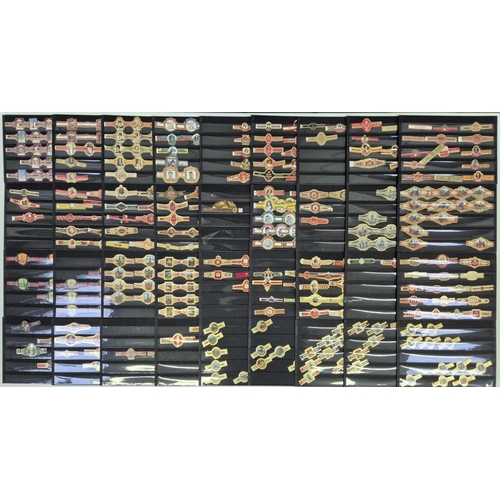 1579 - A large collection of international cigar bands, housed in a quantity of collector's sleeves. Approx... 