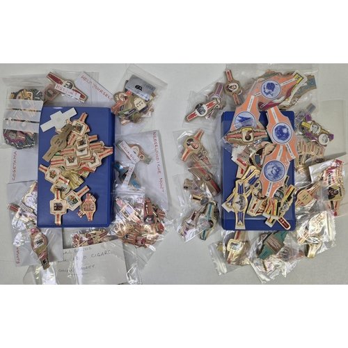1580 - A large collection of loose/part-set cigar bands. Approx. 9000 in total, including part sets The Bea... 